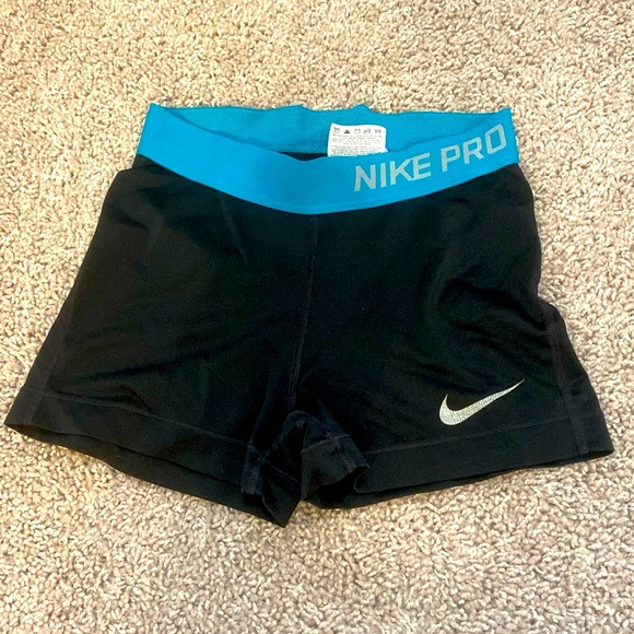Nike Pro Size XS drifit spandex exercise shorts - Picture 1 of 6